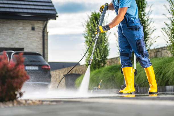 Best Pool Deck Cleaning  in Franklin, NJ